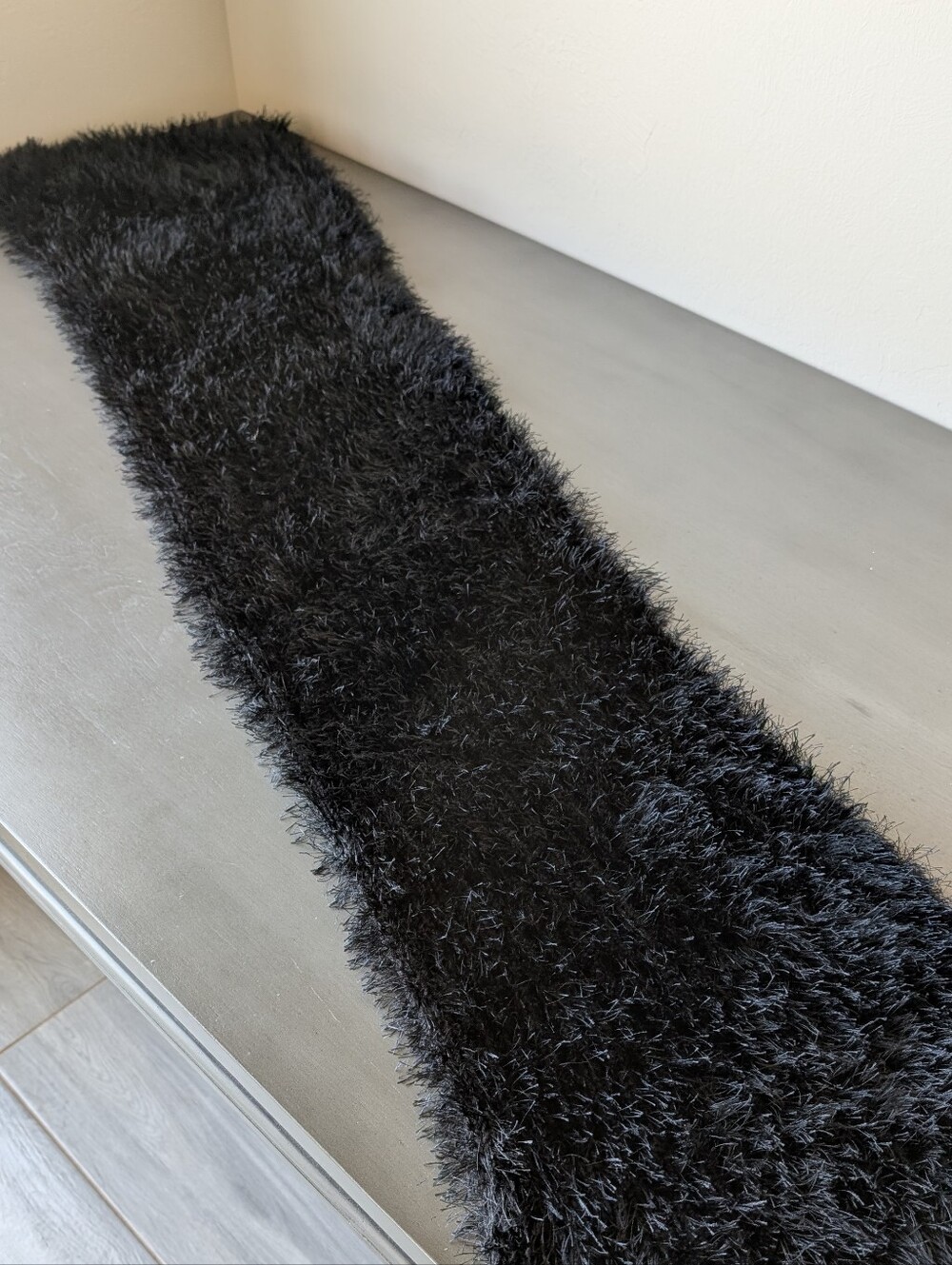 Black Shaggy Bed Runner Sofa Couch Bench Scarf Eyelash Textile Accent Decor